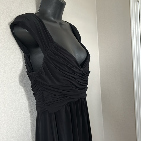 Suzi Chin for Maggy Boutique Black V Neck Ruched Bust Empire Waist Dress - Picture 5 of 8